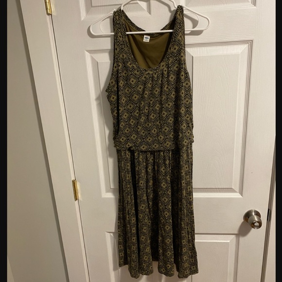 Old Navy Dresses & Skirts - Tall Size: Cinched Waist Dress